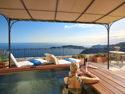 boutique hotels in Alpes-Maritimes