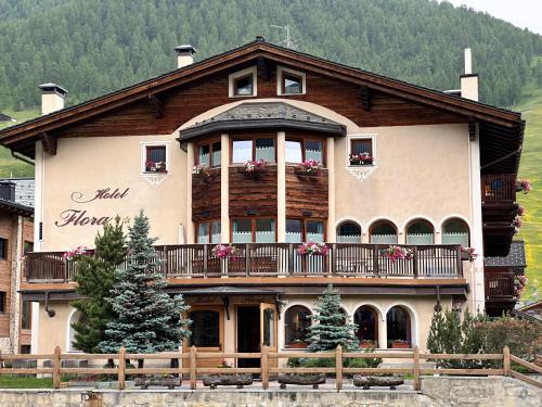 boutique hotels in Alta Valtellina