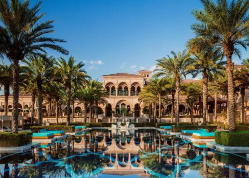 boutique hotels in Uae Supply Target