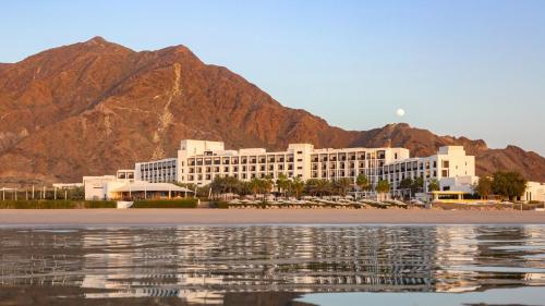 boutique hotels in Al Aqah