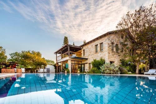 boutique hotels in North District Israel