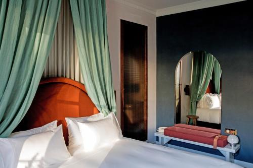 boutique hotels in 1St 2Nd Arr. (Near Louvre)