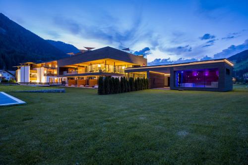 boutique hotels in Hochpustertal Valley