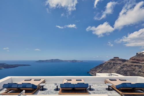 boutique hotels in Santorini Caldera