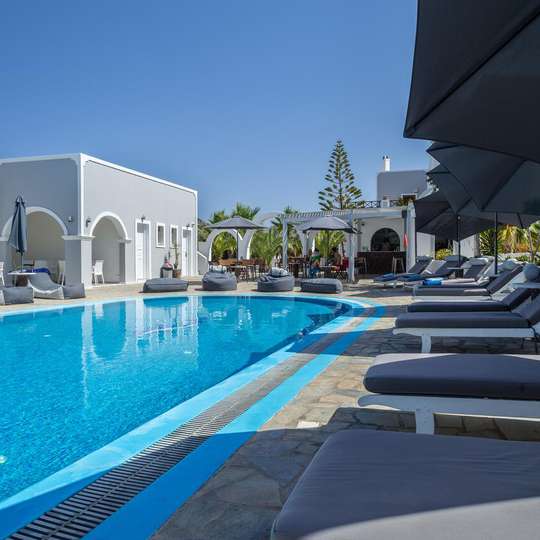 boutique hotels in Karterados