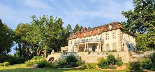 boutique hotels in Neuhaus Am Rennweg