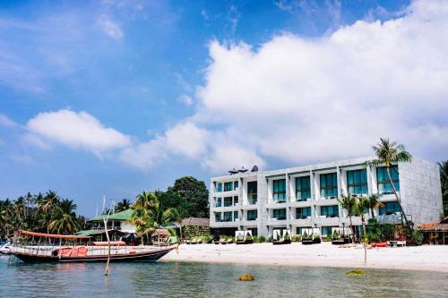 boutique hotels in Lipa Noi