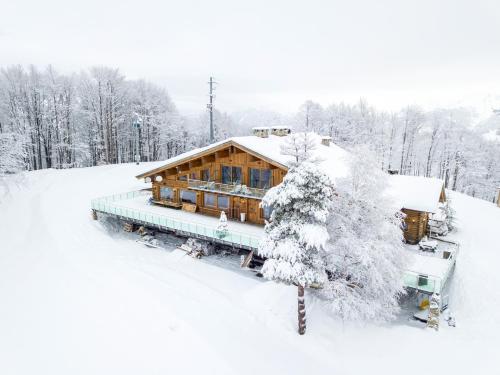 boutique hotels in Mondole Ski