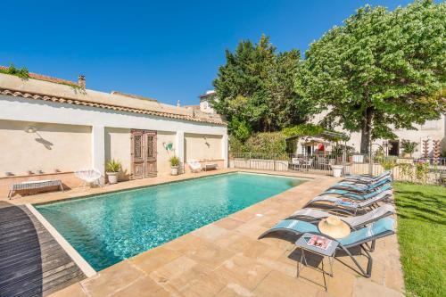 boutique hotels in Viarhona