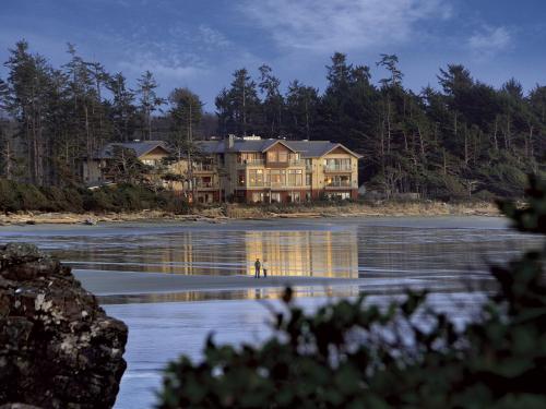 boutique hotels in Pacific Rim Vancouver Island