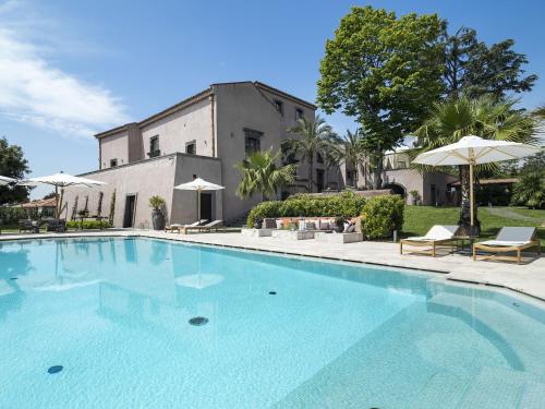 boutique hotels in Acitrezza