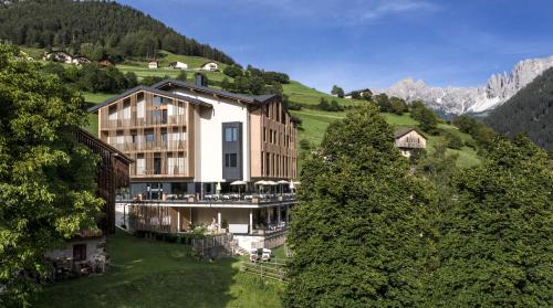 boutique hotels in Obereggen