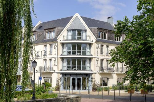 boutique hotels in Port-En-Bessin-Huppain