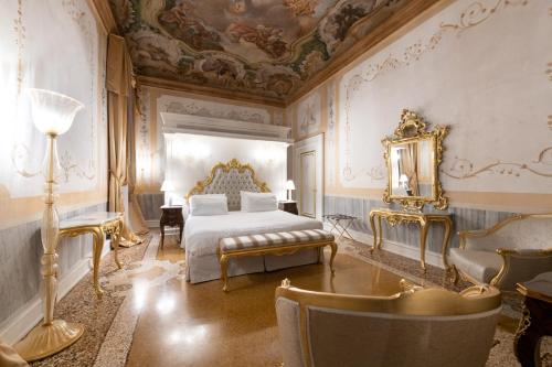 boutique hotels in Old Treviso Area