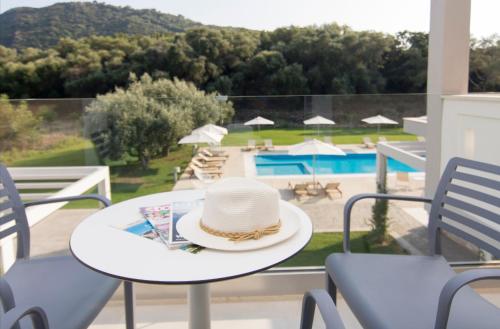 boutique hotels in Perdika