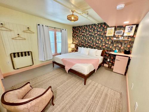 boutique hotels in Pinellas County