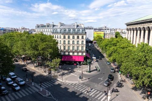 boutique hotels in 8Th Arrondissement