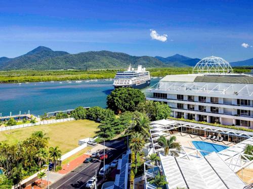 boutique hotels in Palm Cove