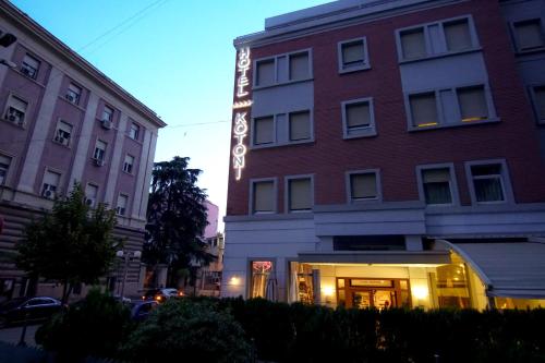 boutique hotels in Tirana County