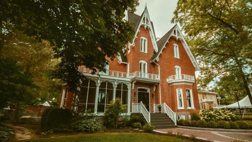 boutique hotels in South Eastern Ontario