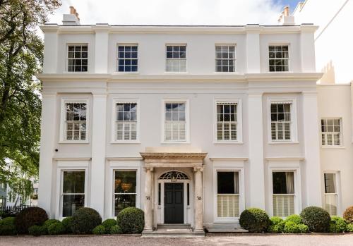 boutique hotels in Cheltenham