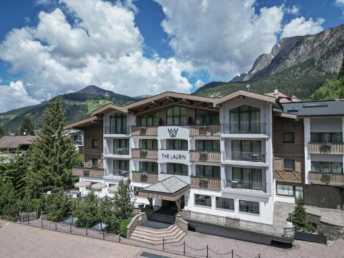 boutique hotels in Sellaronda