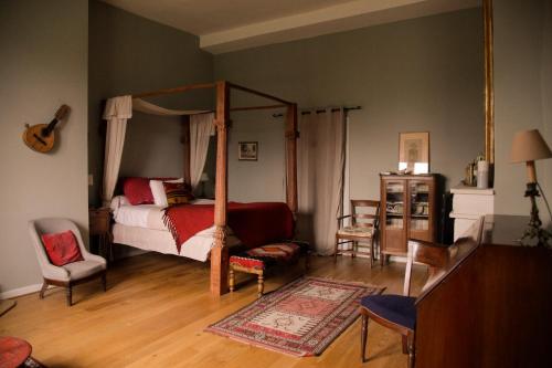 boutique hotels in Santiago'S Route