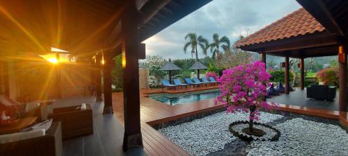 boutique hotels in Senggigi