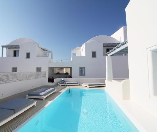 boutique hotels in Santorini