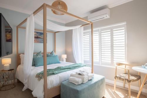 boutique hotels in Bloubergstrand