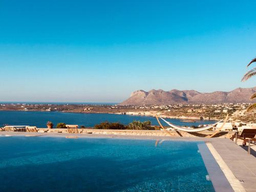 boutique hotels in West Crete