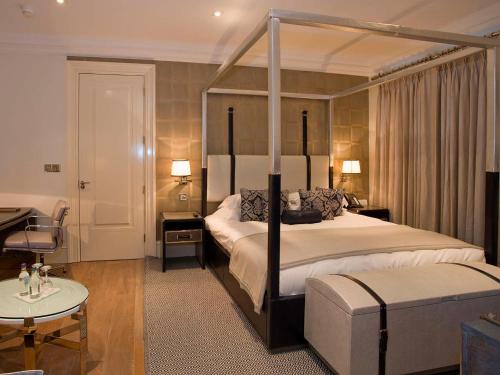 boutique hotels in Borris