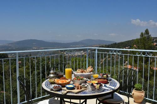 boutique hotels in Amirim