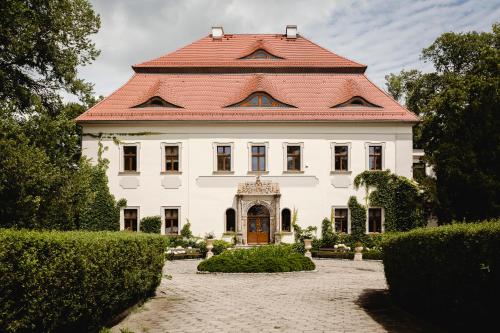 boutique hotels in Wschowa