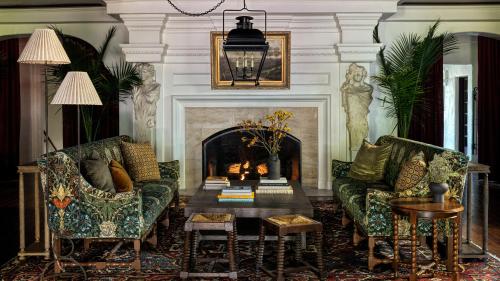 boutique hotels in Monterey