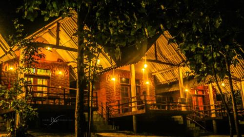 boutique hotels in Udawalawe National Park