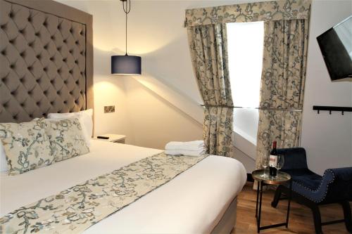 boutique hotels in Loughrea