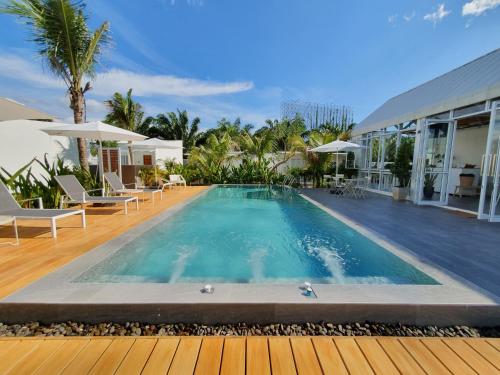 boutique hotels in Suratthani