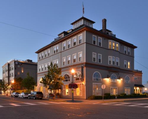 boutique hotels in South Vancouver Island