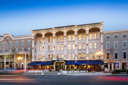 boutique hotels in Saratoga Springs