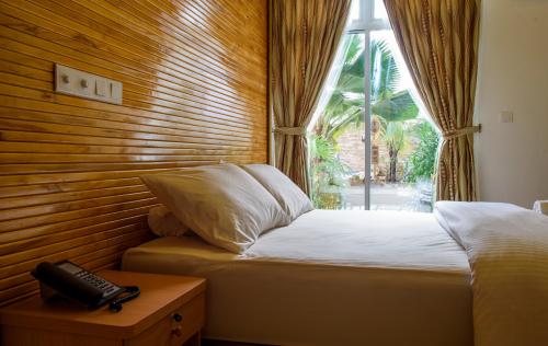 boutique hotels in Dhigurah