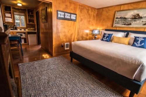 boutique hotels in Lincoln City