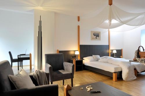 boutique hotels in Rhine District