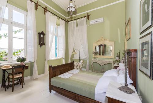 boutique hotels in Syros