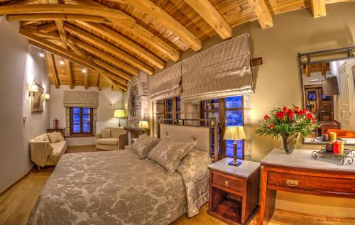 boutique hotels in Mainalo Ski