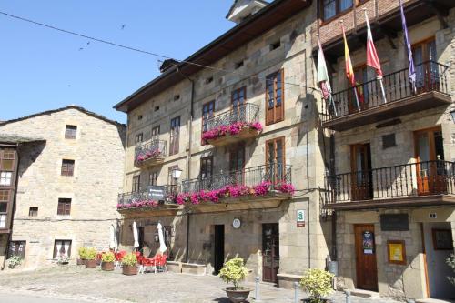 boutique hotels in Valles Pasiegos