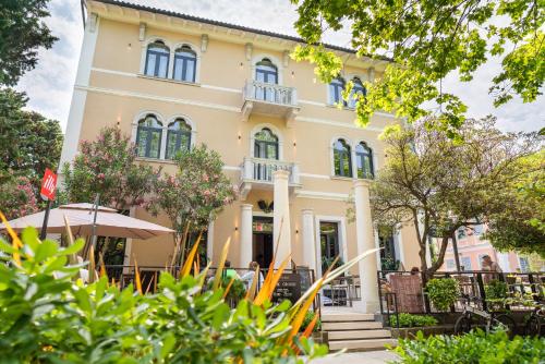 boutique hotels in Buje