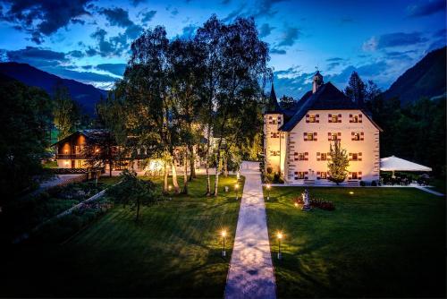 boutique hotels in High King Mountain