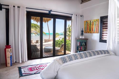 boutique hotels in Belize Barrier Reef Reserve System