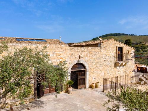 boutique hotels in Noto Valley